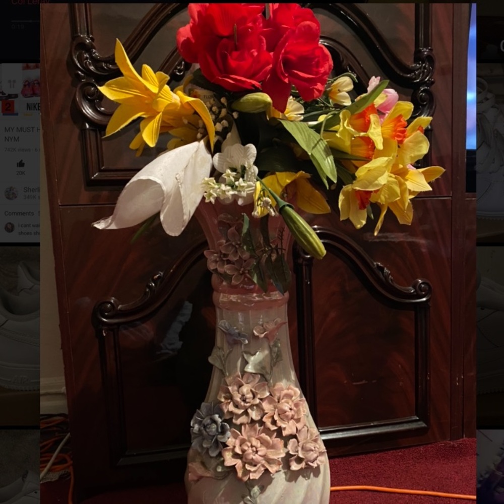 Flower pot